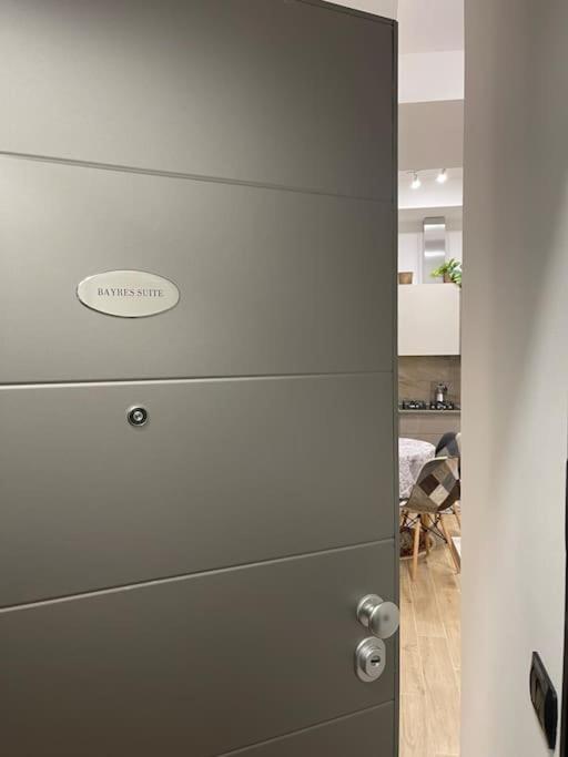 Nel Quartiere Bayres Suite Completamente Rinnovata Milano Eksteriør billede