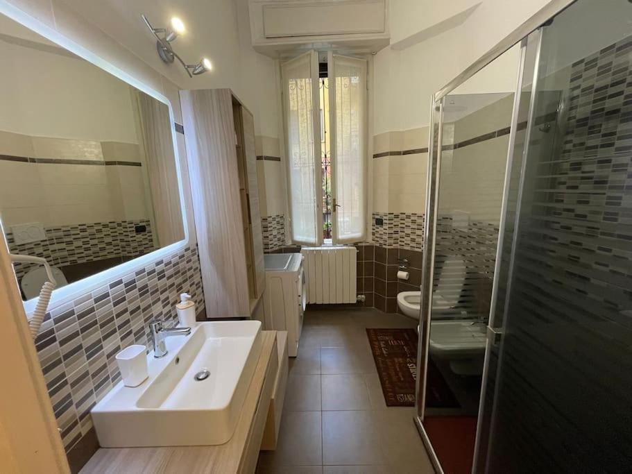 Nel Quartiere Bayres Suite Completamente Rinnovata Milano Eksteriør billede