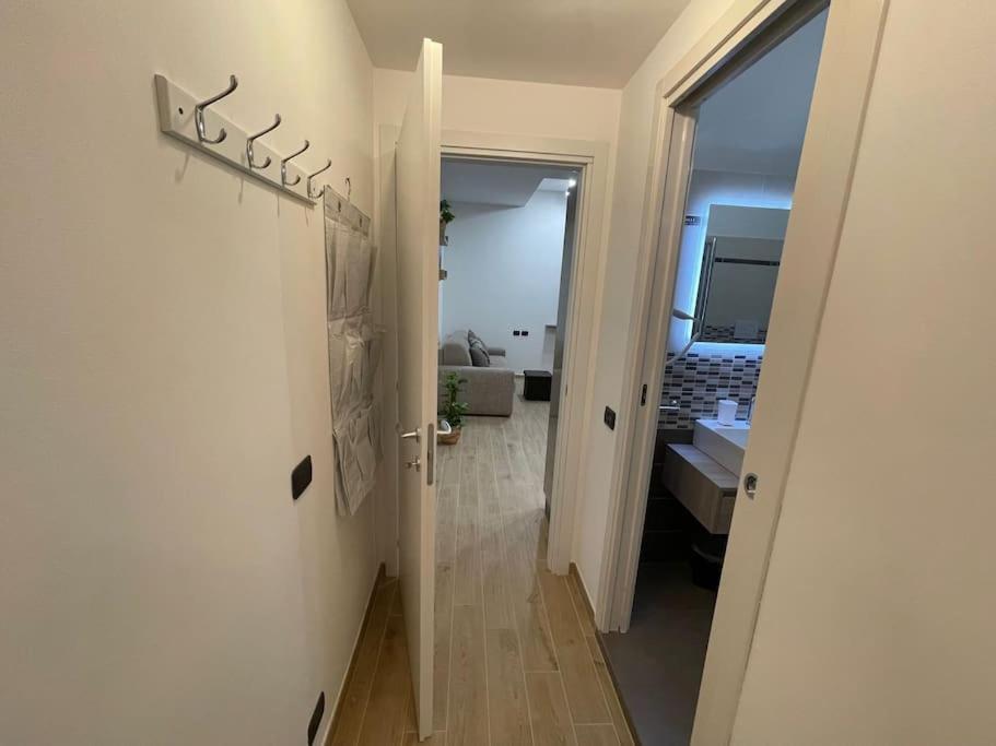 Nel Quartiere Bayres Suite Completamente Rinnovata Milano Eksteriør billede