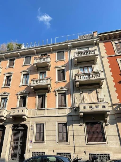 Nel Quartiere Bayres Suite Completamente Rinnovata Milano Eksteriør billede