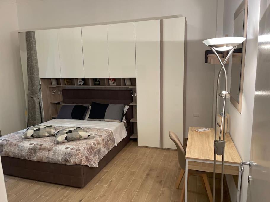 Nel Quartiere Bayres Suite Completamente Rinnovata Milano Eksteriør billede